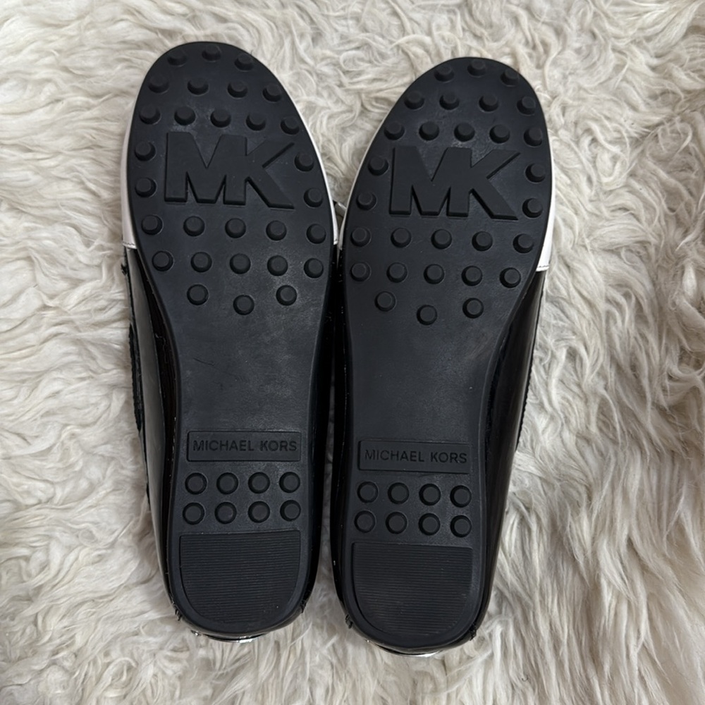 Michael Kors Black/White Sutton Leather Moccasins‎ Women’s Size 6.5M - Picture 4 of 10